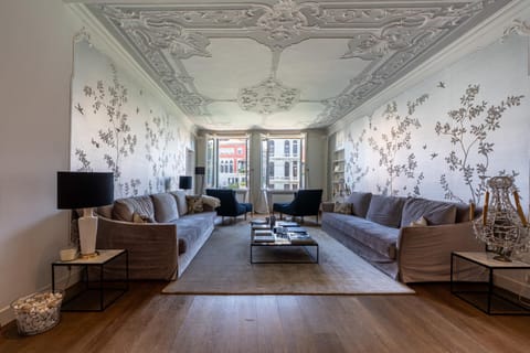 Communal lounge/ TV room, Living room