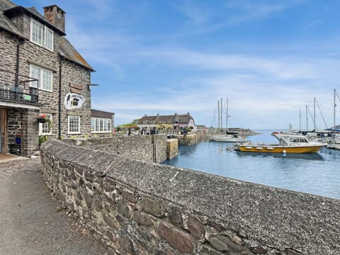 Harbour House Holiday Home House in West Somerset District