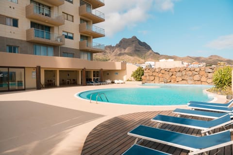 Mountain view, Pool view, sunbed