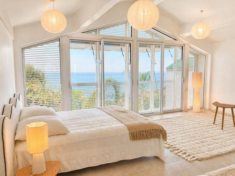 Bedroom, Sea view