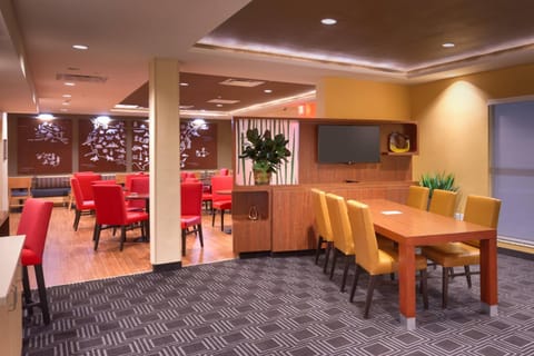 TownePlace Suites by Marriott Dickinson Hotel in Dickinson