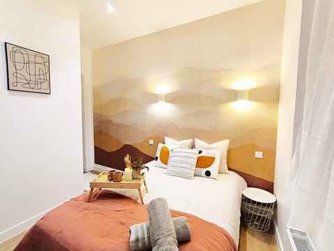 Bed, Bedroom