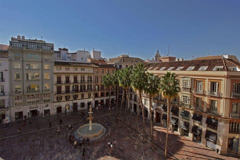 Property building, Bird's eye view, City view, Landmark view, Street view