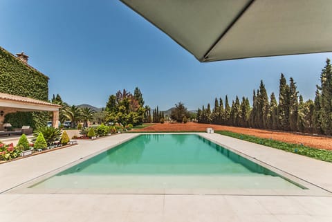 Villa Santa María Dreams AWARDED 2024 Chalet in Raiguer