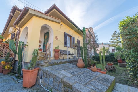 Property building, Garden view
