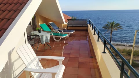 Penthouse Marina Sol Apartment in Madeira District