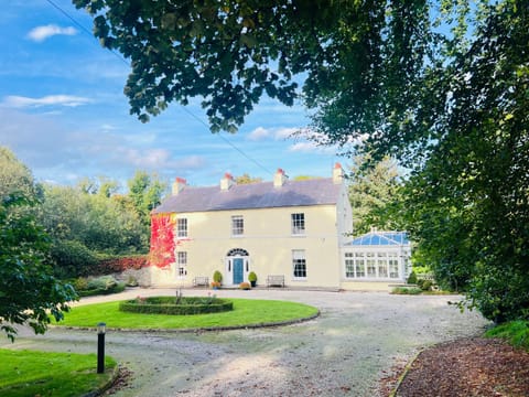 Larchmount House B&B Bed and Breakfast in County Donegal