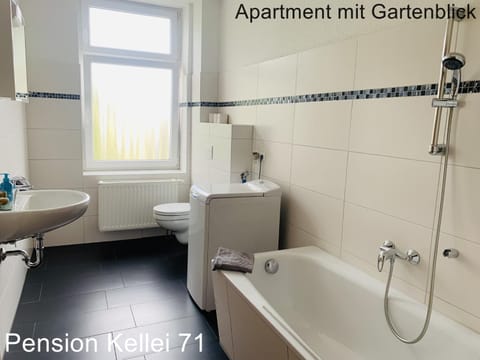 Pension Kellei 71 Übernachtung mit Frühstück in Dresden