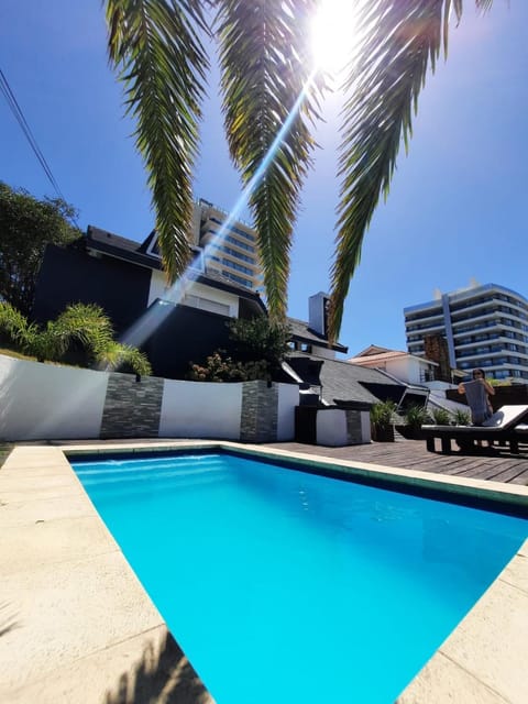 Day, Pool view, Swimming pool, sunbed