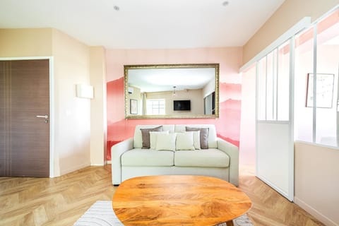 Facade/entrance, Living room