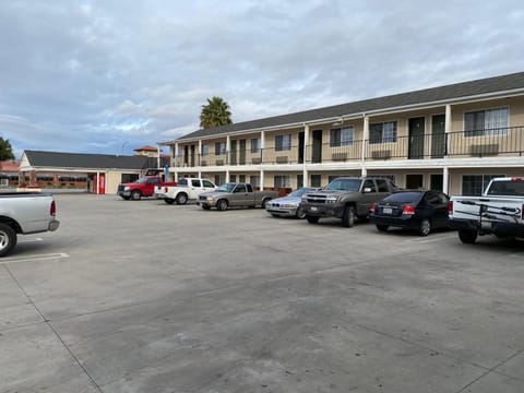 Colonial Motel Motel in Santa Maria