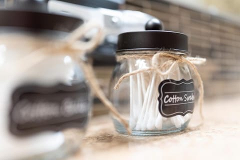 CLEANEST Home with 3 Queen Beds, Private Yard, Activities House in Coeur dAlene