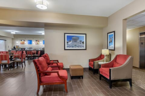 Comfort Inn South Chesterfield - Colonial Heights Hotel in Chester