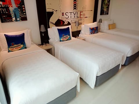 Hotel Clover Asoke - SHA Extra Plus Hotel in Bangkok