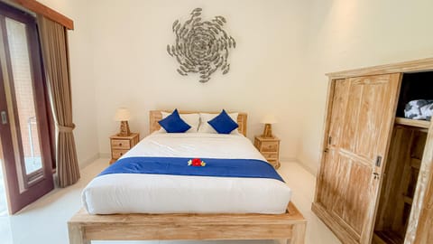 Sri Aurora Guest House Bed and Breakfast in Ubud