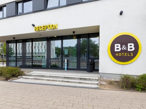 B&B Hotel Duisburg Hbf-Süd Hotel in Duisburg