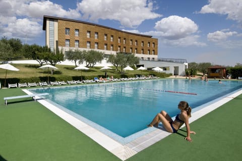 Property building, Pool view, Swimming pool