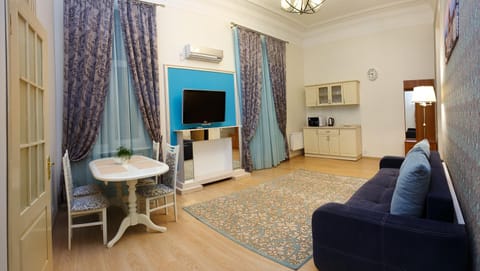 Apartment on Sumskaya 46 "Family" Eigentumswohnung in Kharkiv