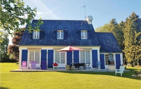 Property building, Garden, Garden view