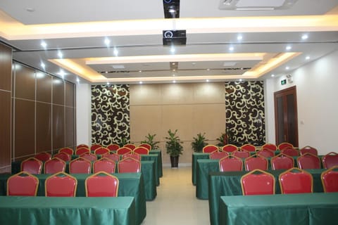 Meeting/conference room