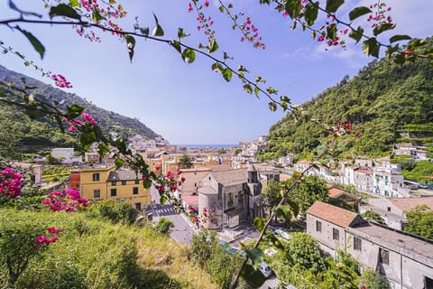 Property building, Day, City view, Sea view, Street view