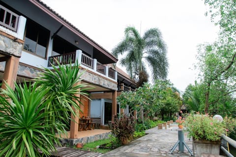 BaanRimNam Resort Trat Hotel in Trat Changwat