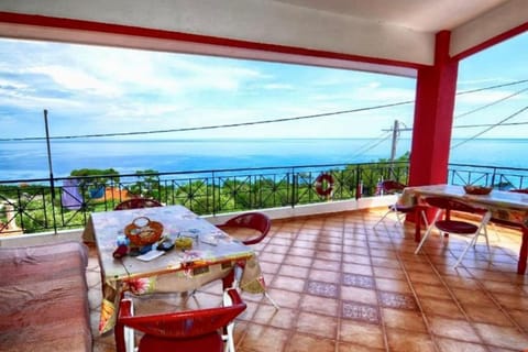 Balcony/Terrace, Balcony/Terrace, Dining area, Mountain view, Mountain view, Sea view, Sea view