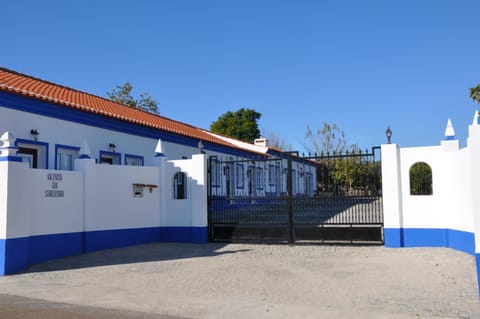 Facade/entrance, Landmark view