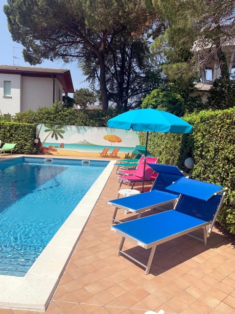 Pool view, Swimming pool