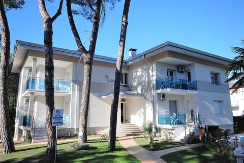 Property building, Garden, Garden view