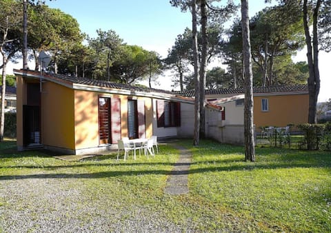 Property building, Garden view