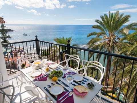 Beach and View Arguineguin MG by VillaGranCanaria Condo in Arguineguín