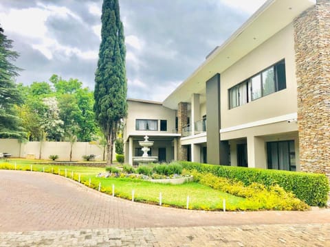 Property building, Garden view