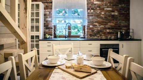 Dining area, Communal kitchen