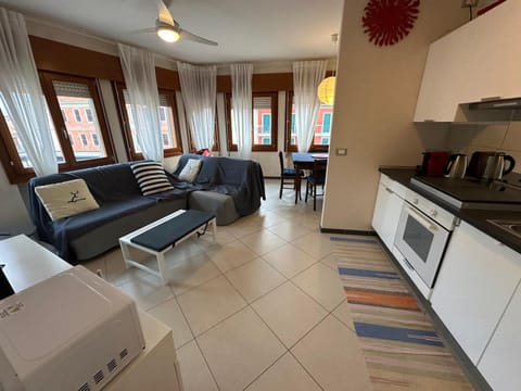 Kitchen or kitchenette, Living room, Dining area, dishwasher, oven, stove