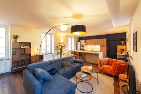 Living room, Seating area