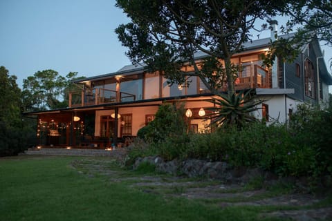 Property building, Garden, Garden view