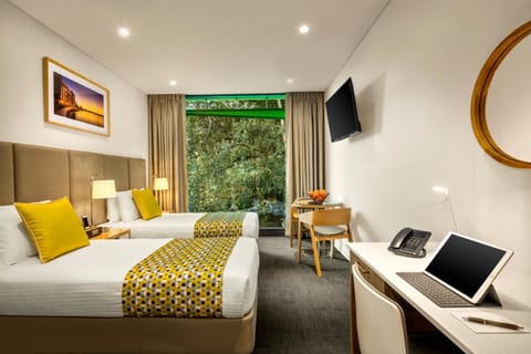 Quest Mounts Bay Road Apartment hotel in Perth