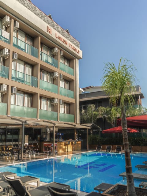 Patio, Pool view, Swimming pool