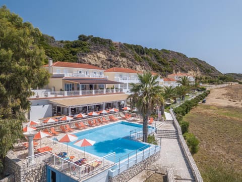 Property building, Pool view, Swimming pool