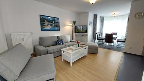 Living room, Seating area, internet