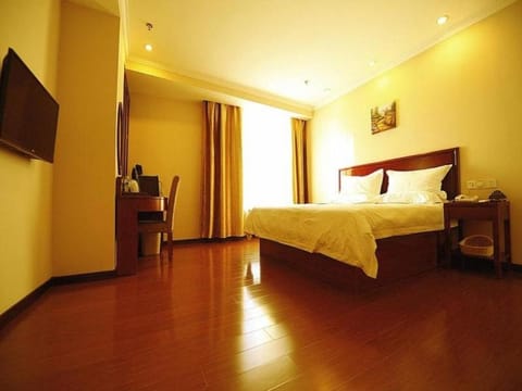 GreenTree Inn Hebei Qinhuangdao Peace Avenue Express Hotel Hotel in Liaoning
