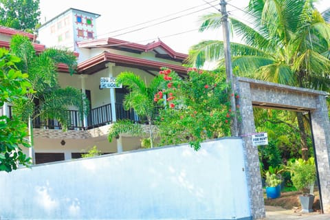 Property building, Spring, Day, Garden, Garden view