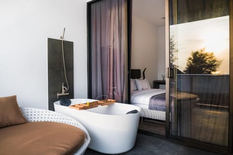 White Boutique Hotel and Residences hotel in Ream