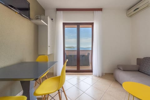 Apartments Ivana-Mira Chambre d’hôte in Okrug Gornji