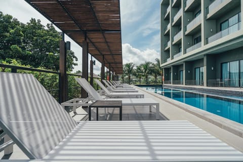 Sugar Marina Hotel -AVIATOR- Phuket Airport - SHA Extra Plus Hôtel in Mai Khao