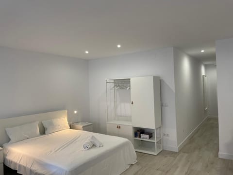 Apartamentos Barcelona - Iberia Condo in L'Hospitalet de Llobregat
