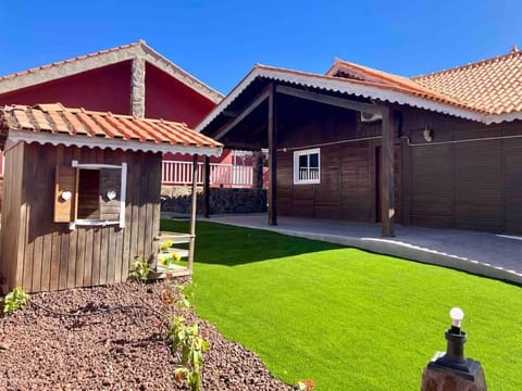 Property building, Garden, Garden view