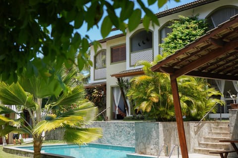 Property building, Day, Garden view, Pool view