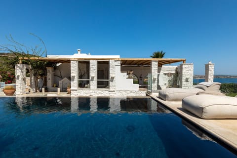 Amalgam Homes Paros Beachfront Villa Villa in Paros, Greece